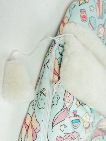 Детский конверт меховой на выписку / Единороги