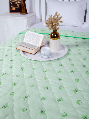 Одеяло-покрывало "Бамбуковое волокно" поплин 300 гр/м2